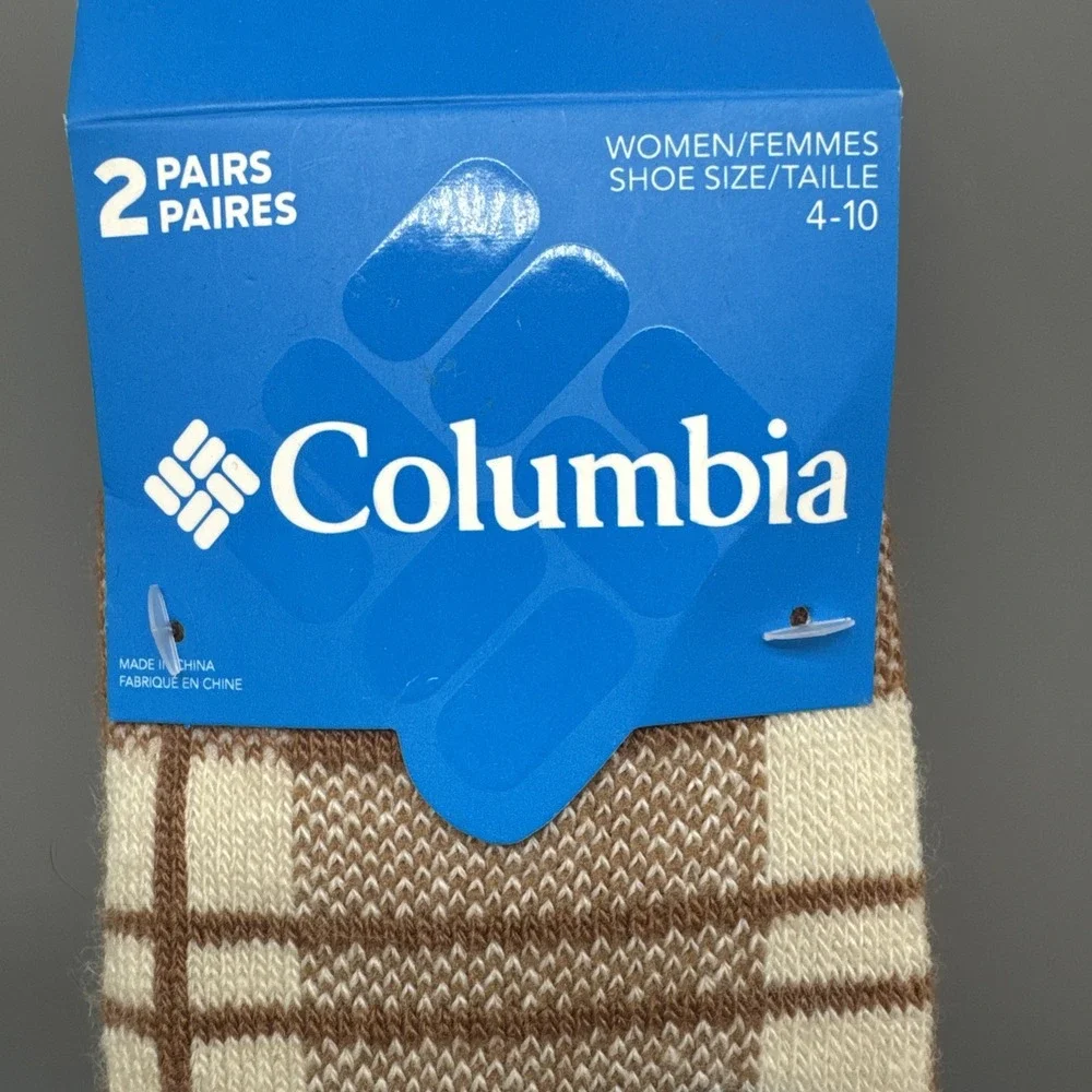 Columbia Brand New Women Socks 2 Pair Carmel/Brown Size 4-10 New Fleece